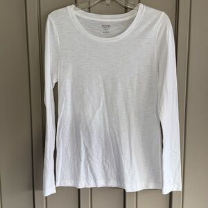 Mossimo Supply Co. Classic White Long Sleeve Shirt size Medium